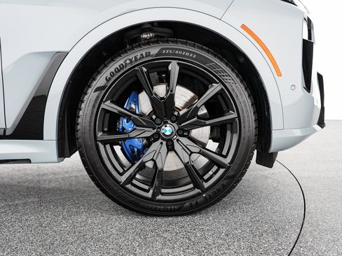Used 2025 BMW X7 M60i AWD/4WD image 40