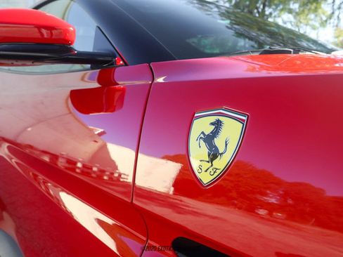 Used 2019 Ferrari Portofino image 60