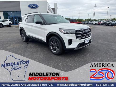 New 2026 Ford Explorer Active w/ Active Comfort Package AWD/4WD image 1
