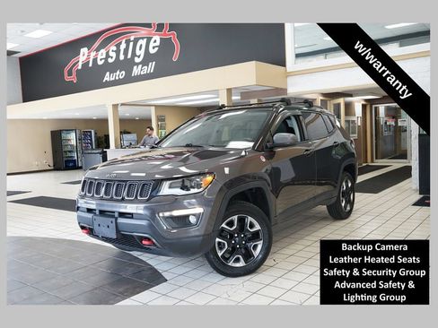 Used 2018 Jeep Compass Trailhawk w/ Leather Interior Group AWD/4WD image 1