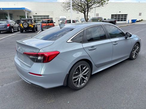 Used 2024 Honda Civic Touring image 7