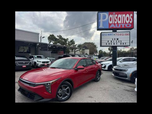 Used 2025 Kia K4 LX image 1
