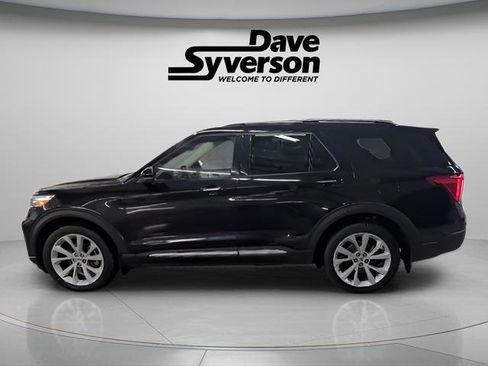 Used 2022 Ford Explorer Platinum w/ Equipment Group 601A image 2