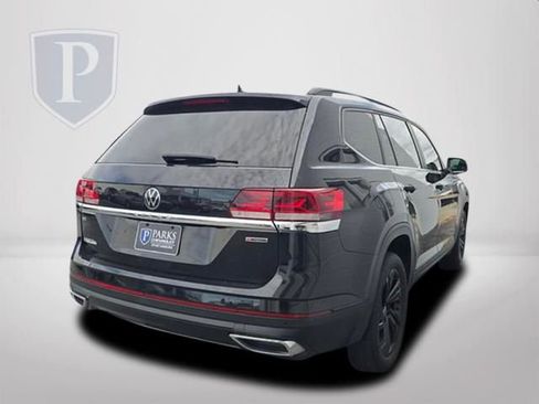 Used 2022 Volkswagen Atlas SE image 4