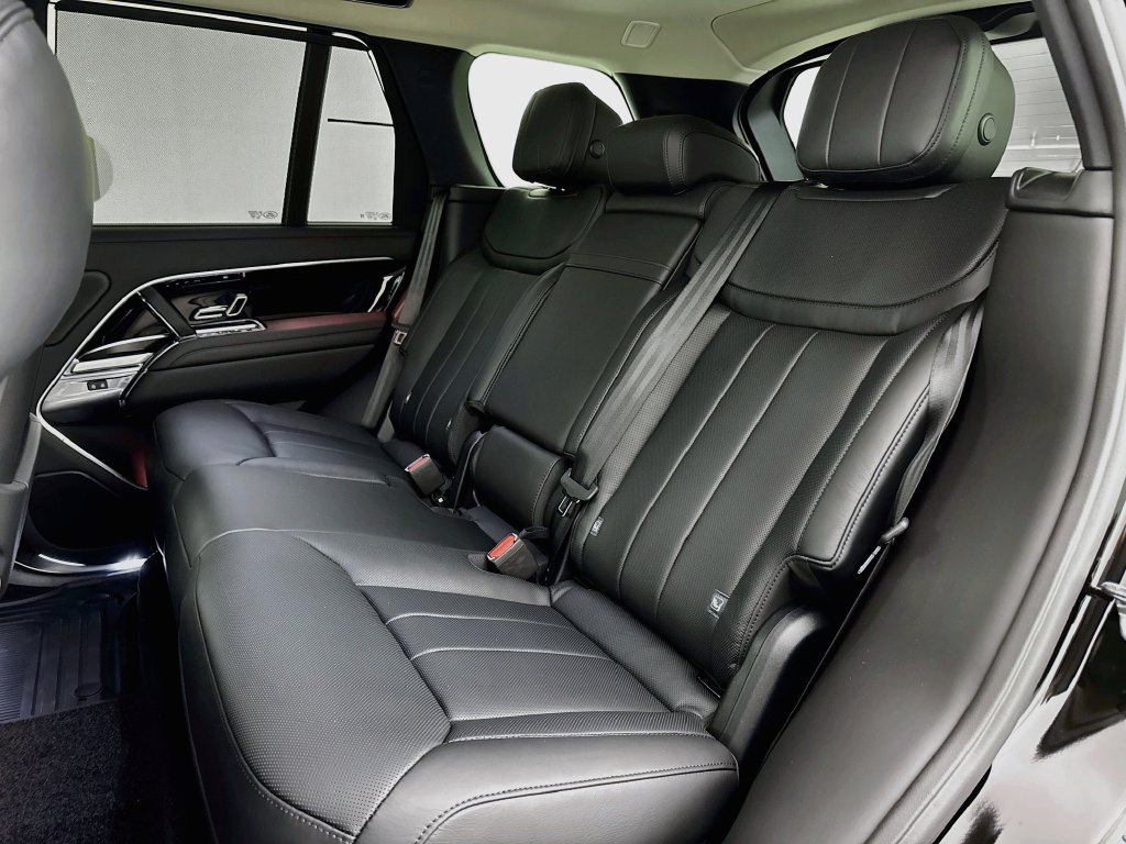 New 2027 Land Rover Range Rover SE AWD/4WD image 25