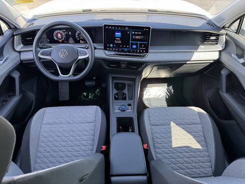 Certified 2025 Volkswagen Tiguan S AWD/4WD image 31