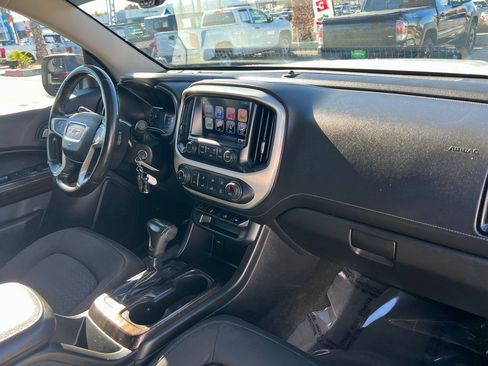 Used 2017 GMC Canyon SLE w/ SLE Convenience Package image 12