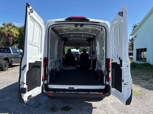 New 2026 Ford Transit 250 148 Medium Roof RWD image 9