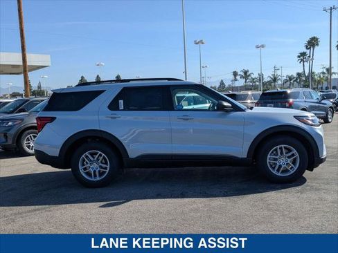 New 2026 Ford Explorer Active image 6