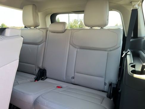 New 2026 Ford Expedition Max Active AWD/4WD image 7
