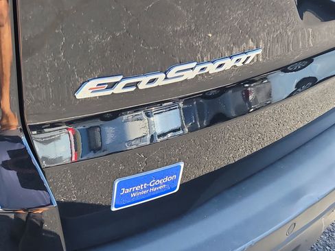 Used 2021 Ford EcoSport SE image 6
