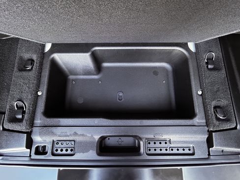 Certified 2023 Jeep Wrangler Sahara w/ Cold Weather Group image 11