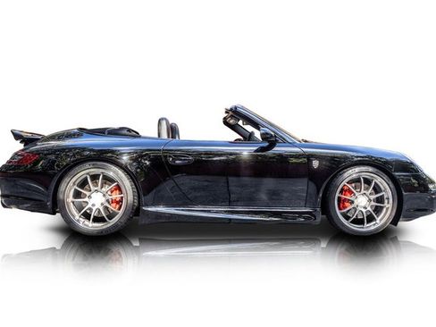 Used 2006 Porsche 911 Carrera S RWD image 2