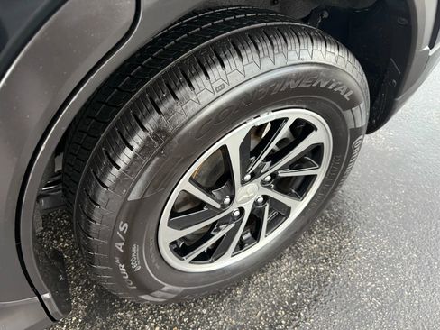 Used 2022 Mitsubishi Eclipse Cross ES image 10