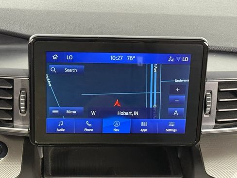 Used 2020 Ford Explorer XLT w/ Equipment Group 202A AWD/4WD image 18