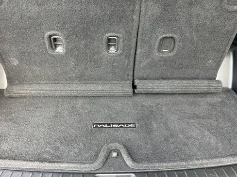 Used 2022 Hyundai Palisade Limited image 14