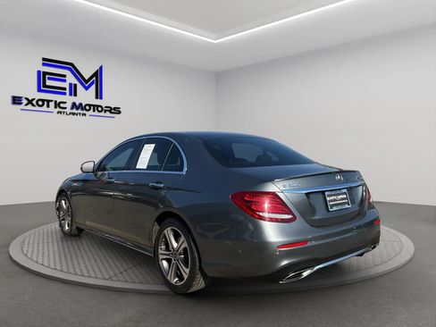 Used 2018 Mercedes-Benz E 300 4MATIC image 3