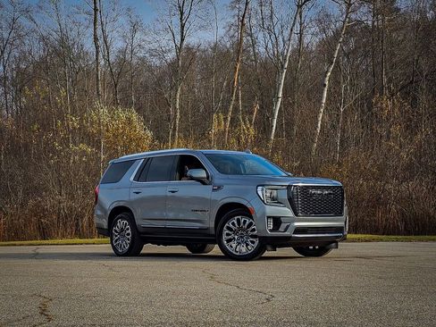 Certified 2023 GMC Yukon Denali Ultimate image 2