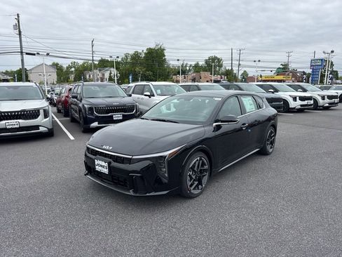New 2026 Kia K4 GT-Line Turbo FWD image 1