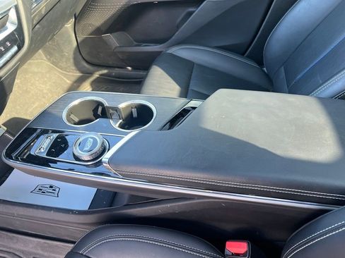 Certified 2024 Cadillac Lyriq Luxury AWD/4WD image 22