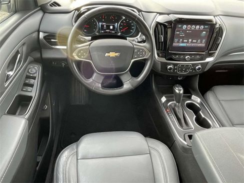 Certified 2019 Chevrolet Traverse LT w/ LT Premium Package image 13