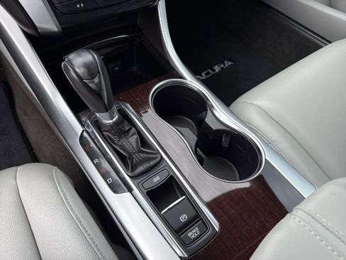 Used 2015 Acura TLX image 19