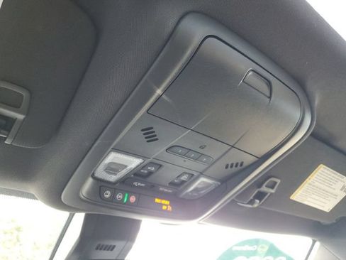 Certified 2023 Chevrolet Equinox Premier AWD/4WD image 37