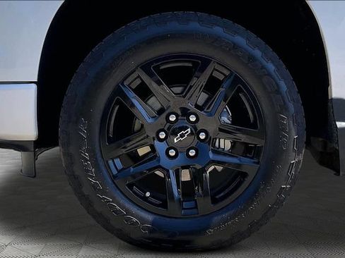 Used 2023 Chevrolet Silverado 1500 RST AWD/4WD image 21