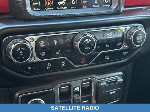 Used 2021 Jeep Wrangler Unlimited Rubicon AWD/4WD image 23