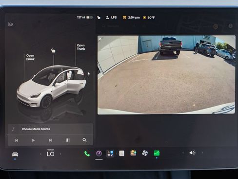 Used 2023 Tesla Model Y Long Range AWD/4WD image 14