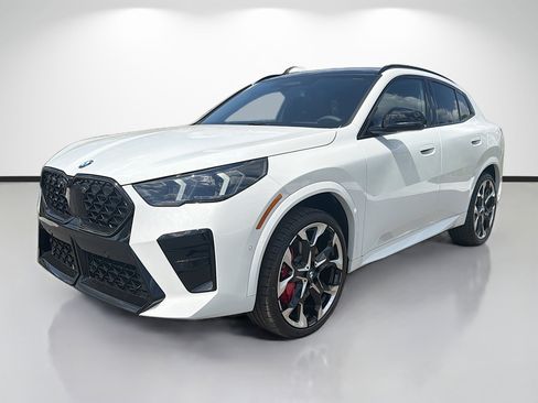 New 2026 BMW X2 xDrive28i w/ Technology Package AWD/4WD image 7