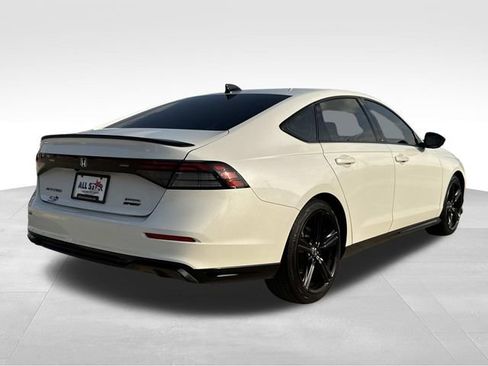 Used 2023 Honda Accord Sport image 8