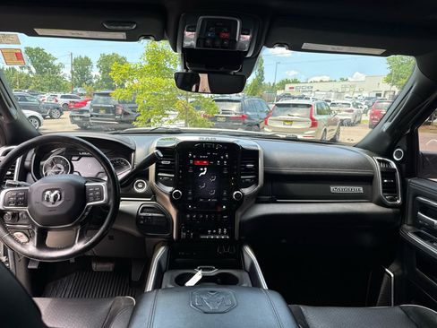 Used 2019 RAM 3500 Laramie AWD/4WD image 9