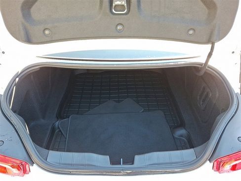 Used 2024 Chevrolet Camaro LT image 28