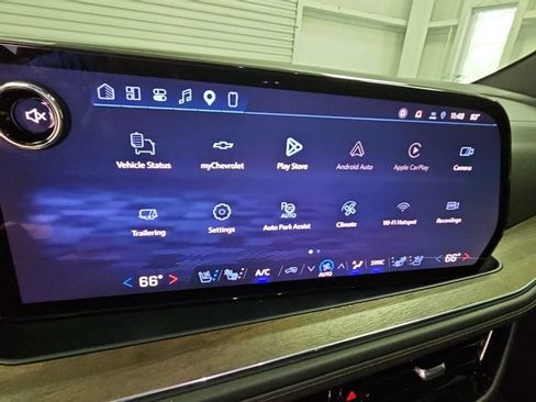 Used 2026 Chevrolet Tahoe High Country AWD/4WD image 12