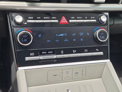 Certified 2026 Hyundai Santa Fe SEL FWD image 30