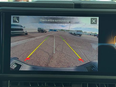 Certified 2025 Jeep Gladiator Sport image 18