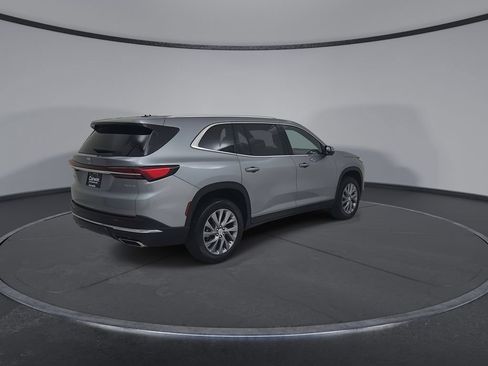 Used 2025 Buick Enclave Preferred FWD image 16