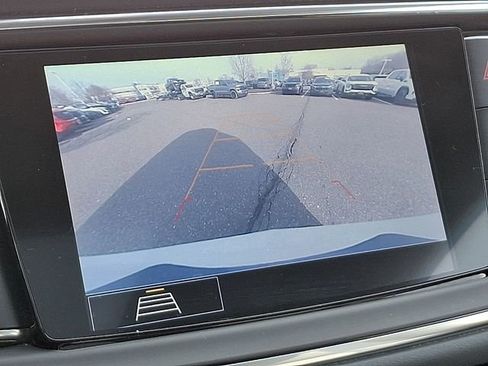 Used 2020 Buick Enclave Essence w/ LPO, Touring Package image 23