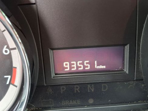 Used 2018 Dodge Grand Caravan SE FWD image 15