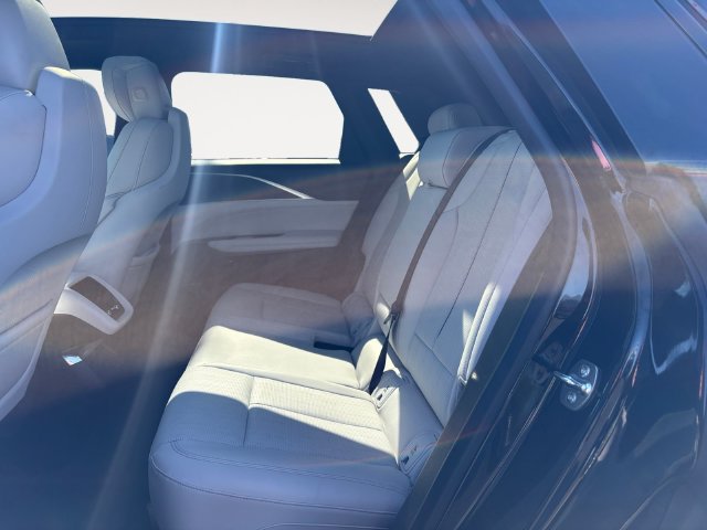 Used 2024 Cadillac Lyriq Luxury w/ LPO, Floor Liner Package AWD/4WD image 13