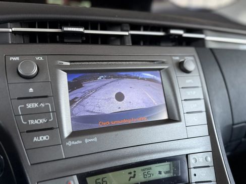 Used 2013 Toyota Prius Three image 24