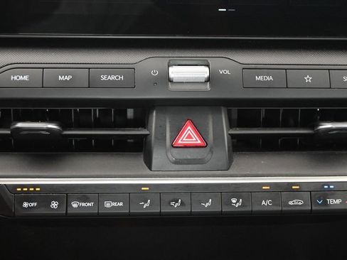 Used 2025 Kia K4 LXS FWD image 30