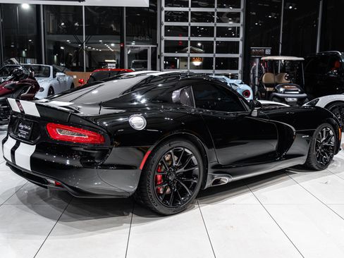 Used 2014 SRT Viper GTS w/ GTS Laguna Interior Package image 4
