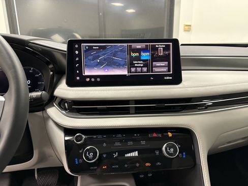 Certified 2027 INFINITI QX60 Luxe w/ Cargo Package FWD image 22