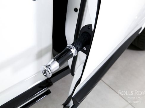 New 2026 Rolls-Royce Cullinan image 23