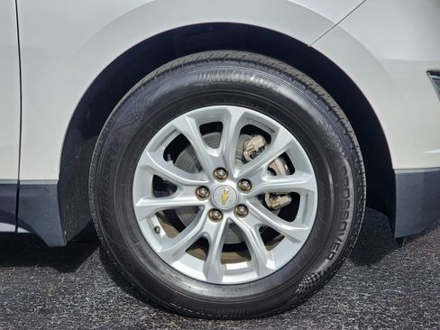 Used 2018 Chevrolet Equinox LT image 6