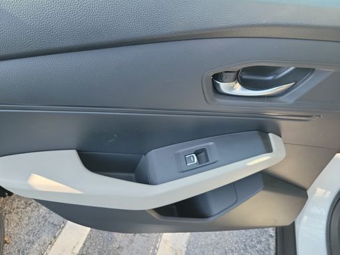 Certified 2024 Honda Accord LX image 8