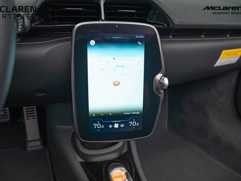Used 2025 McLaren Artura Spider image 28