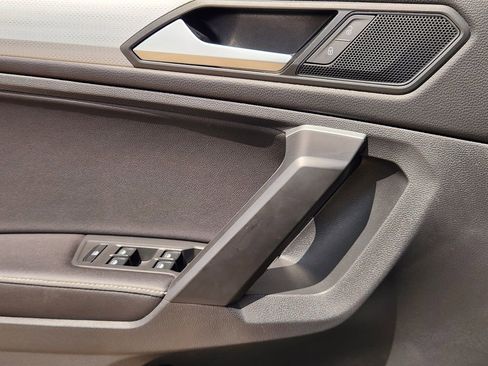 Used 2024 Volkswagen Tiguan S image 22